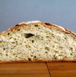 Eltefritt brød med basilikum