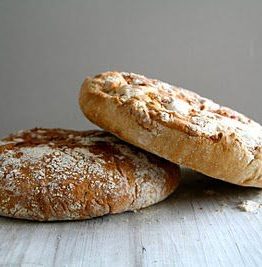 No knead bread med timian og hvitløk