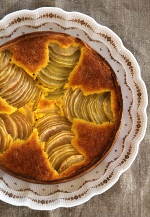 eplepai med mandelfyll