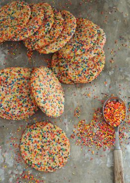 fargerike cookies