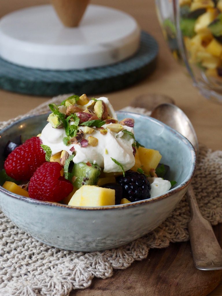 Fruktsalat med mascarponekrem