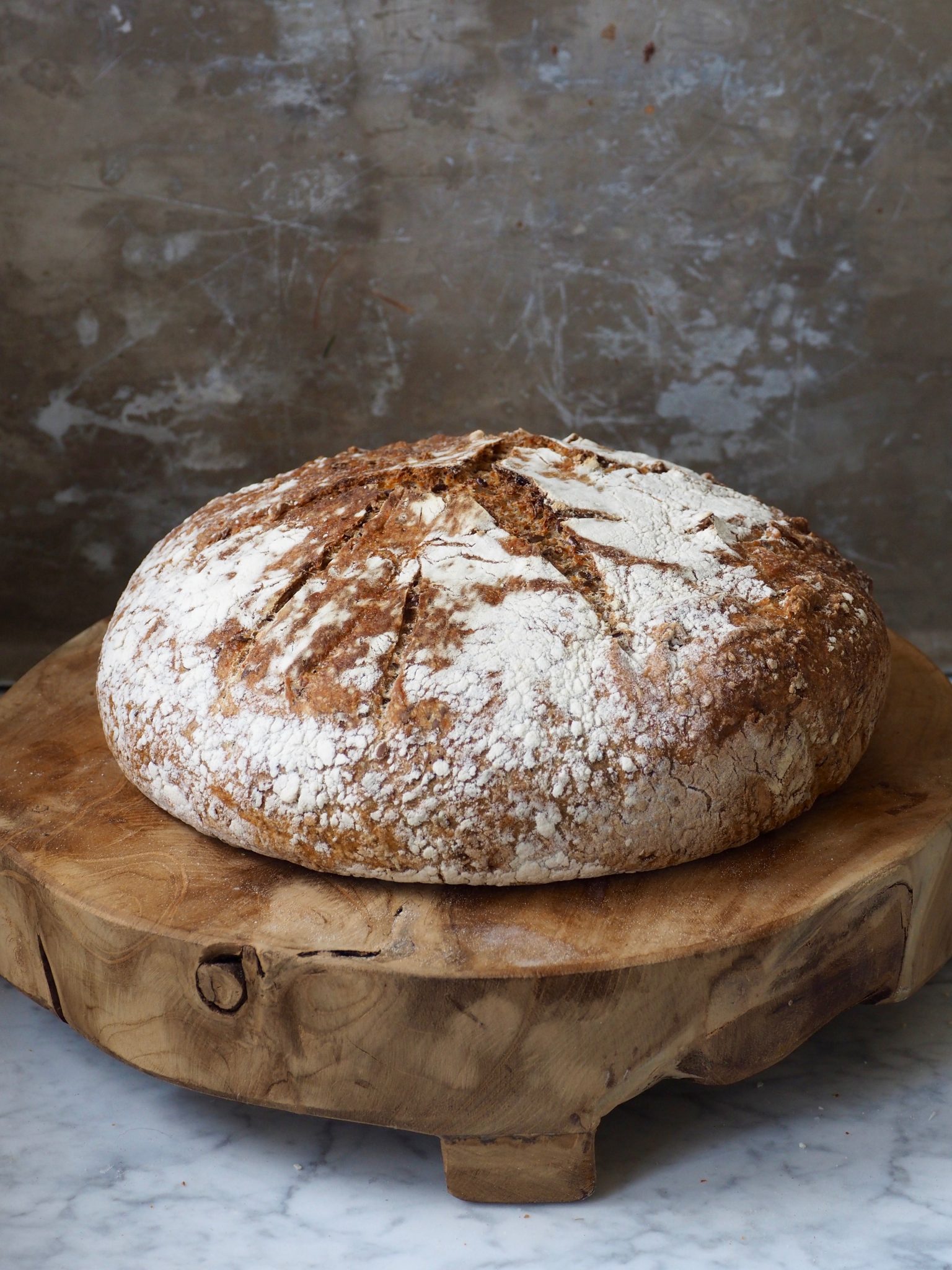 Eltefritt halvgrovt brød med linfrø - Mat På Bordet