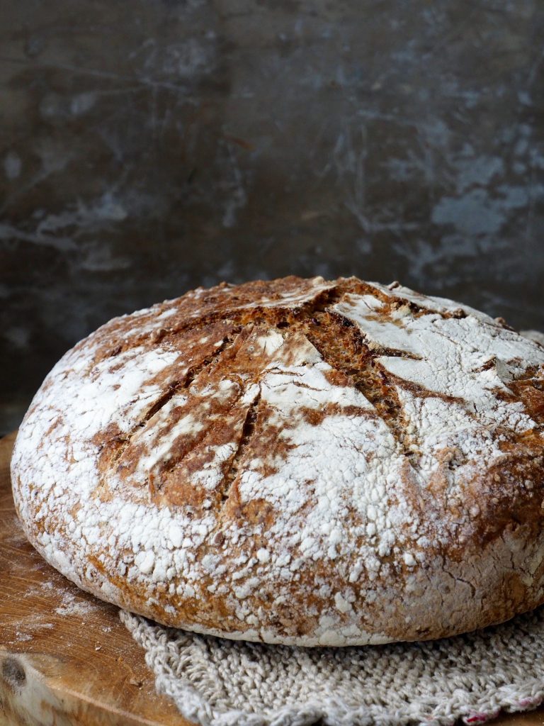 Eltefritt halvgrovt brød med linfrø