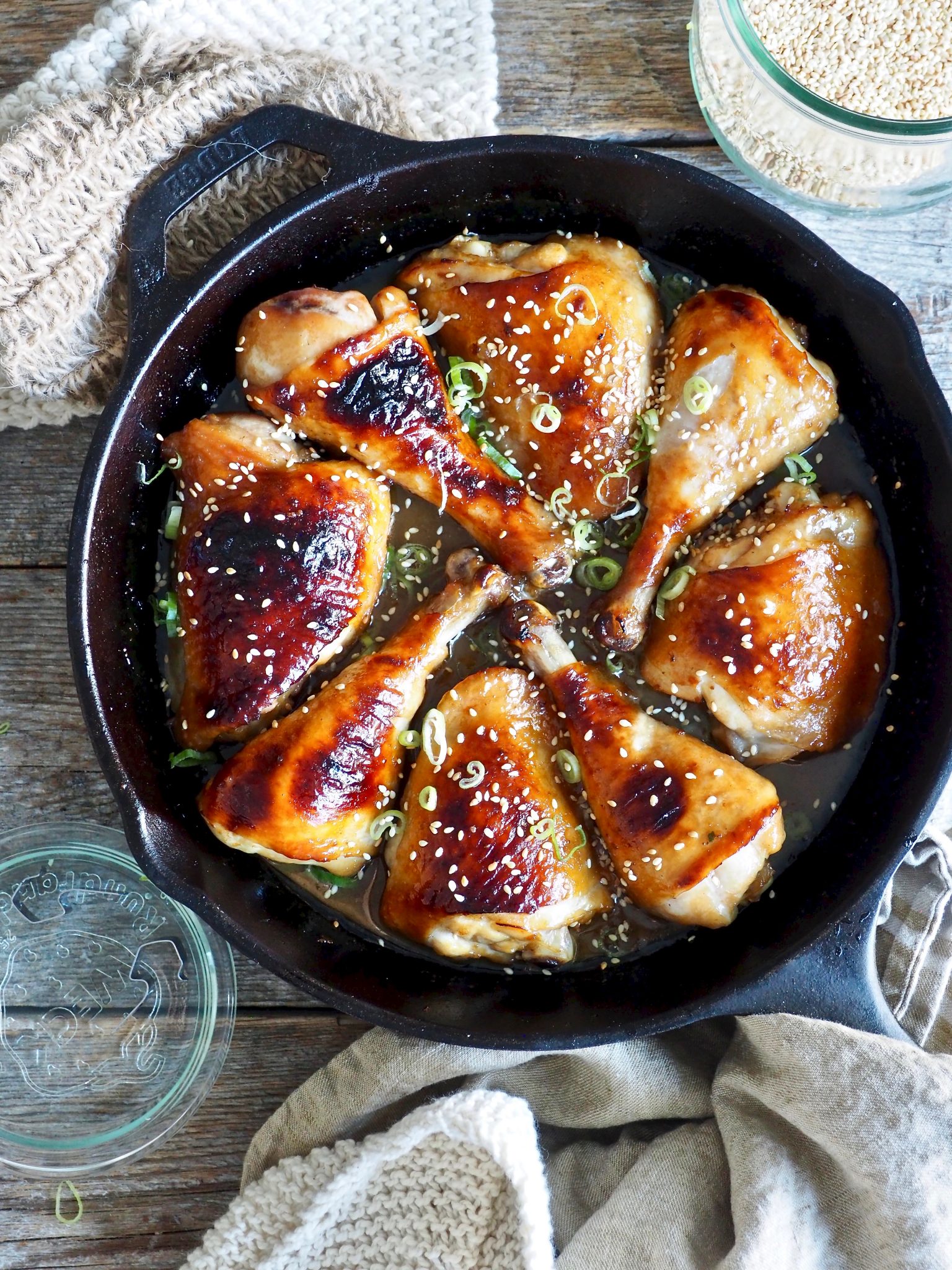 Ovnsbakt kyllinglår i honning- og soyasaus - Mat På Bordet