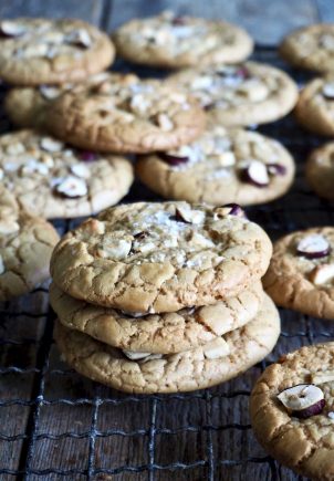 Cookies med hasselnøtter og sjokolade