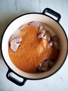 Kylling biryani - en indisk alt-i-en gryte festmåltid!