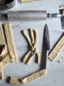 Saftige og myke kanelfletter - eltefrie såklart!