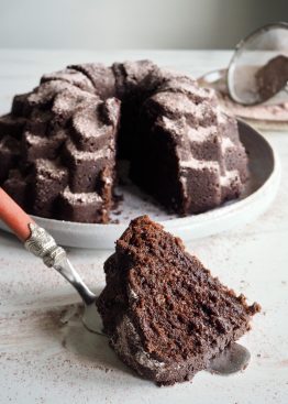 En utrolig saftig sjokoladekake - med en hemmelig ingrediens.