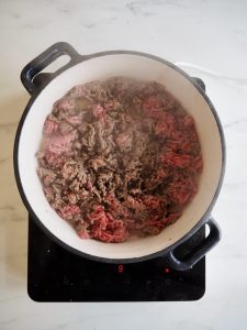 Langtidskokt kjøttsaus - din redning i hverdagen