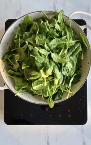 Estragon kylling med ris, spinat og ruccola - alt i en gryte/one pot