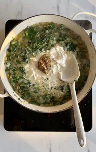 Estragon kylling med ris, spinat og ruccola - alt i en gryte/one pot