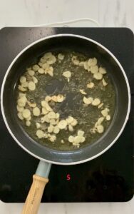 Alt-i-ett gryte (one pot) PASTA PUTTANESCA