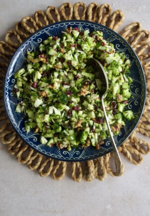 Brokkolisalat
