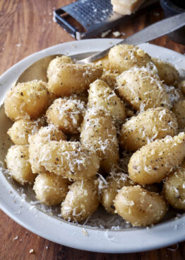 Cacio e pepe poteter (ost- og pepperpoteter)